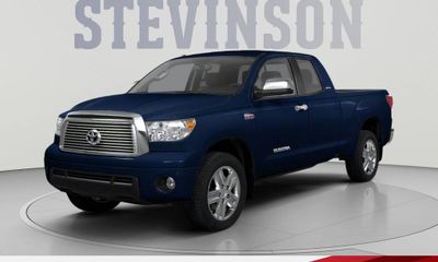 2013 Toyota Tundra SR5