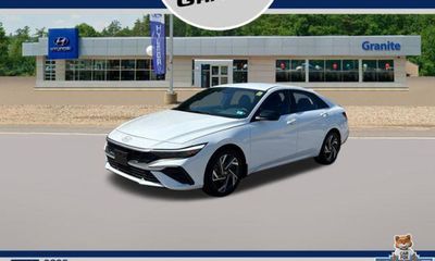 2025 Hyundai Elantra Blue SEL Sport