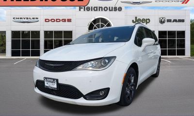 2020 Chrysler Pacifica Touring L Plus