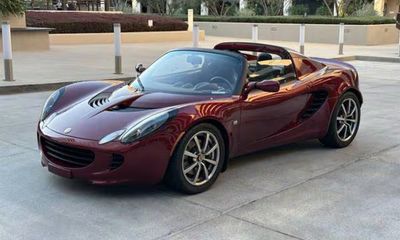 2005 Lotus Elise Base