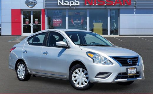 2016 Nissan Versa SV