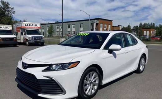 2024 Toyota Camry LE