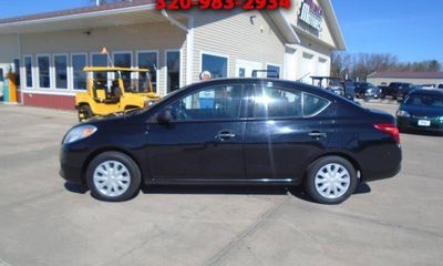 2012 Nissan Versa S
