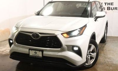2022 Toyota Highlander LE