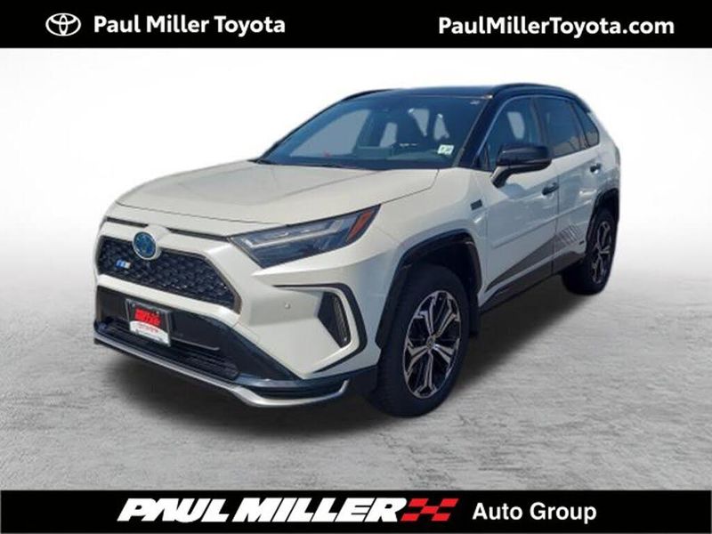 2022 Toyota Rav4 Prime (Phev) — a typically priced live listing