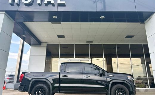 2022 GMC Sierra Elevation