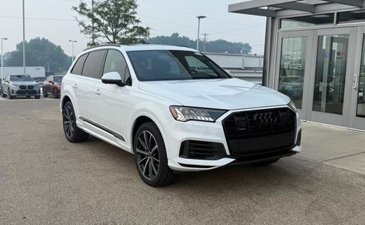 2023 Audi Q7 Quattro Premium Plus