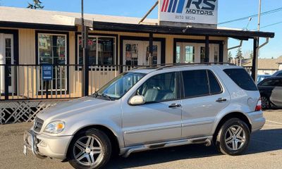 2002 Mercedes-Benz M-Class ML320