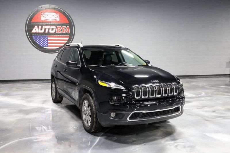 2018 Jeep Cherokee — a typically priced live listing