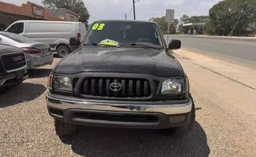 2003 Toyota Tacoma Deluxe