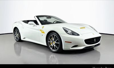 2014 Ferrari California Roadster