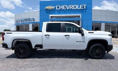 2026 Chevrolet Silverado HD LT