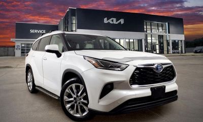 2022 Toyota Highlander Limited