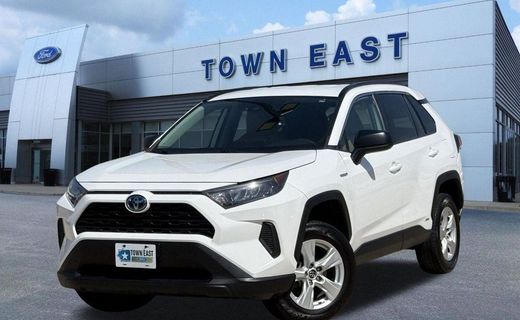 2021 Toyota RAV4 LE