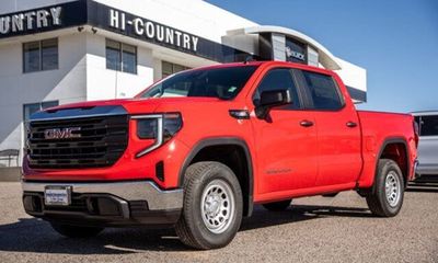 2026 GMC Sierra Pro