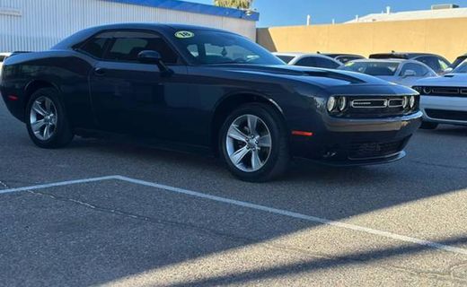 2018 Dodge Challenger SXT