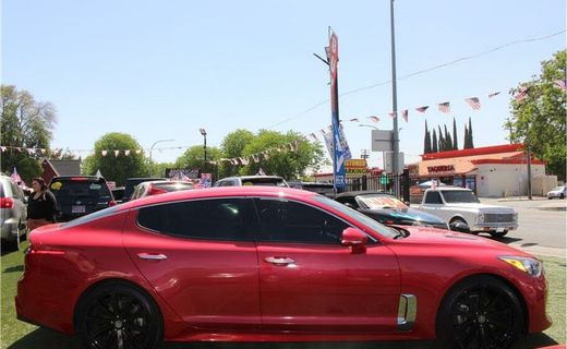 2019 Kia Stinger Base