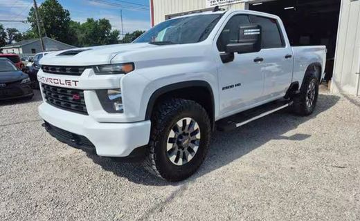 2021 Chevrolet Silverado Custom