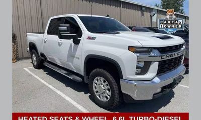 2023 Chevrolet Silverado HD LT