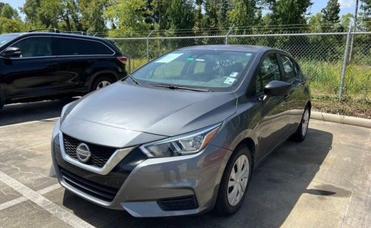 2022 Nissan Versa S CVT