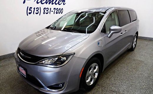 2017 Chrysler Pacifica Touring