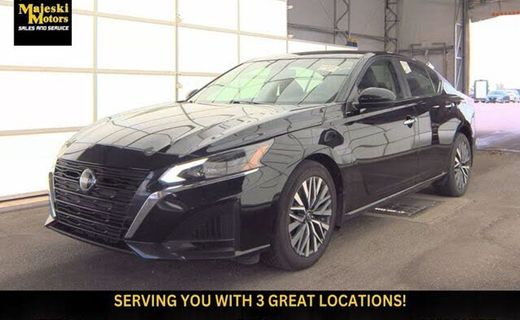 2023 Nissan Altima SV