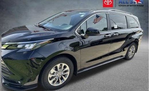 2025 Toyota Sienna XSE