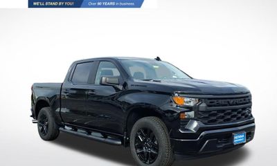 2026 Chevrolet Silverado Custom