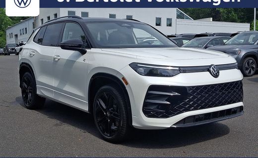 2026 Volkswagen Tiguan 4MOTION SE Black