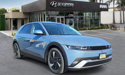 2026 Hyundai Ioniq 5 SE