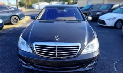 2011 Mercedes-Benz S-Class S550 4 Matic
