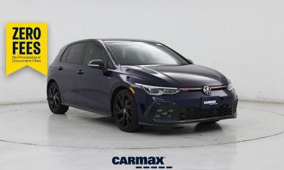 2023 Volkswagen Golf GTI SE