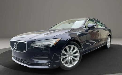 2017 Volvo S90 Momentum