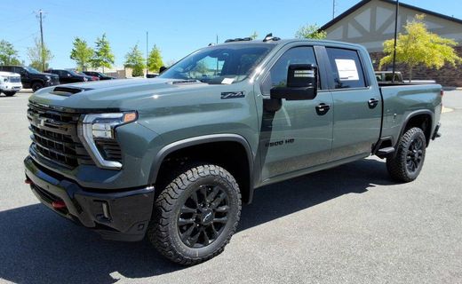 2026 Chevrolet Silverado HD LT