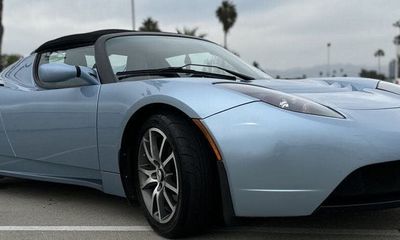 2008 Tesla Roadster Base
