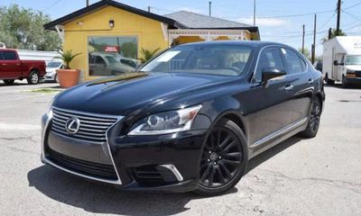 2015 Lexus LS 460