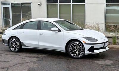 2024 Hyundai Ioniq 6 SEL