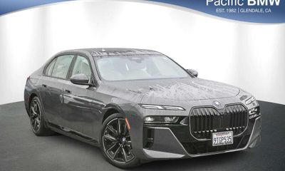 2025 BMW 750e xDrive