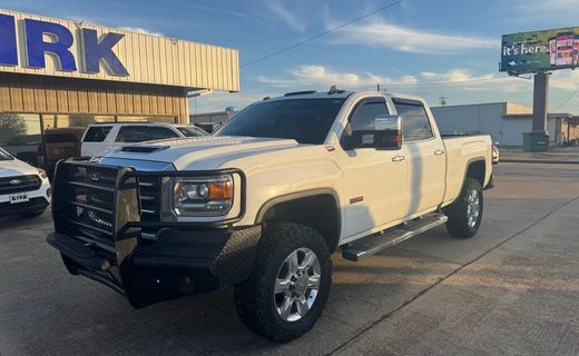 2017 GMC Sierra SLT