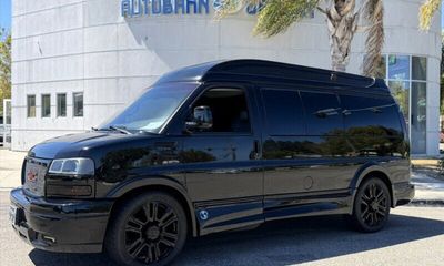 2017 GMC Savana 2500