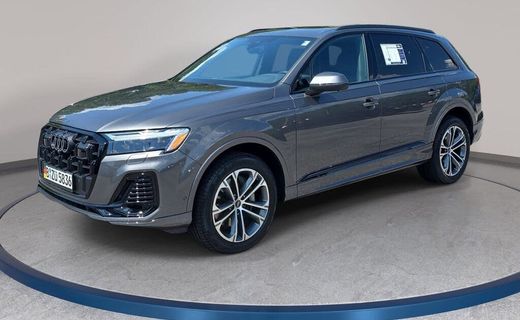 2025 Audi Q7 Quattro Premium Plus