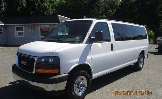 2017 GMC Savana LS EXT