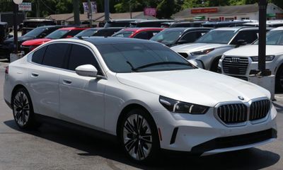 2024 BMW 530I