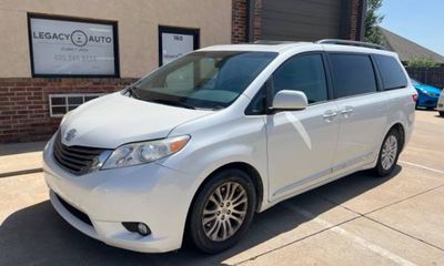 2015 Toyota Sienna XLE