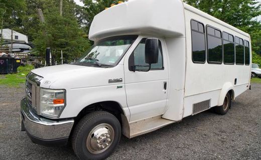 2016 Ford E-Series Chassis E350 Super Duty