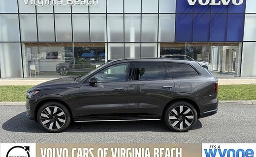 2025 Volvo EX90 Plus