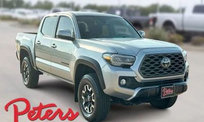 2022 Toyota Tacoma SR5