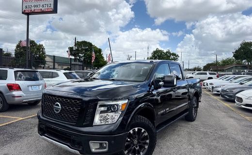 2018 Nissan Titan SV