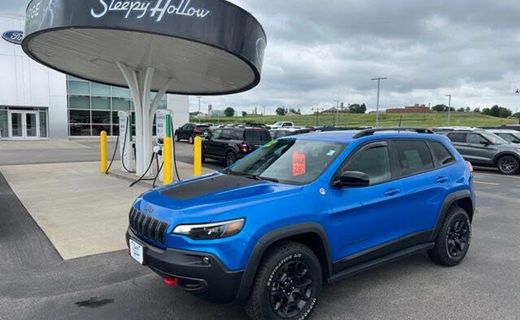 2022 Jeep Cherokee Trailhawk