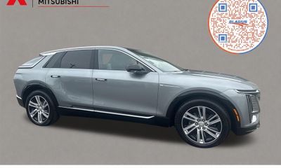 2024 Cadillac Lyriq Tech 1